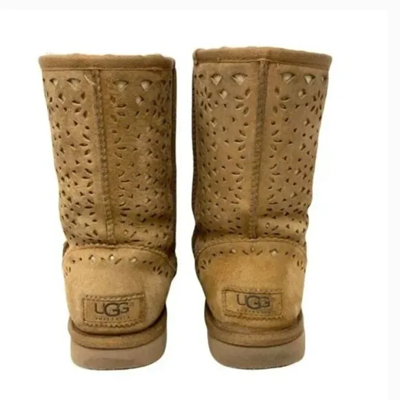 UGG Australia Classic Short Flora Perf Brown Suede Boots - Size 7