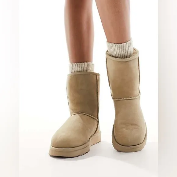 UGG Australia Classic Short II Men’s Boot in Sand