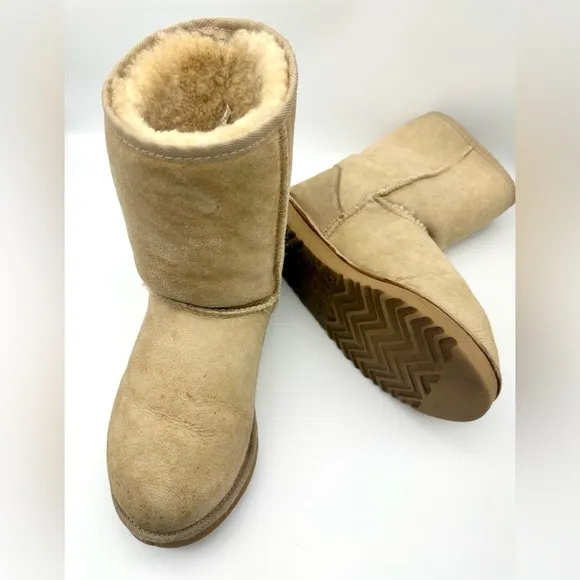 UGG Australia Classic Short II Men’s Boot in Sand