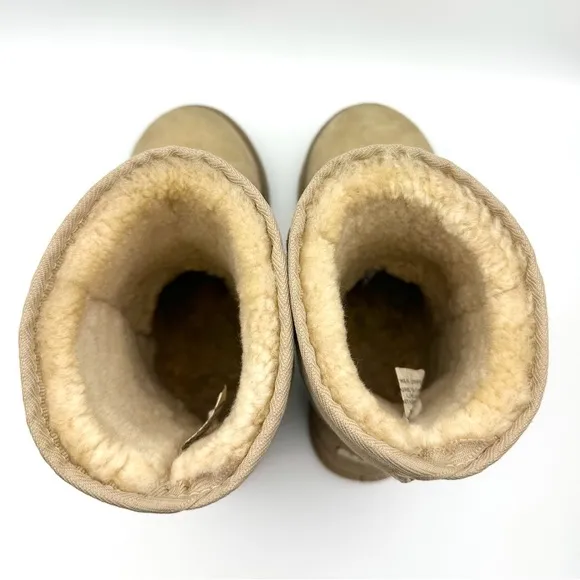 UGG Australia Classic Short II Men’s Boot in Sand