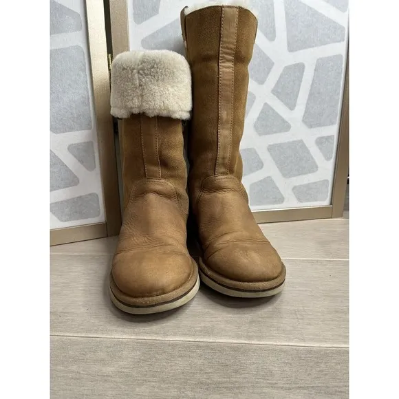 UGG Australia Classic Tall SONOMA Chestnut Leather suede  Boots fur wool 7
