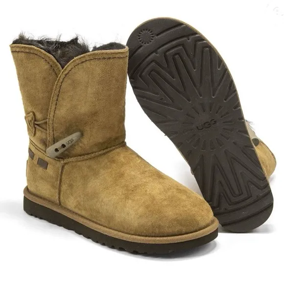 UGG Australia Meadow Boot Women's size 7