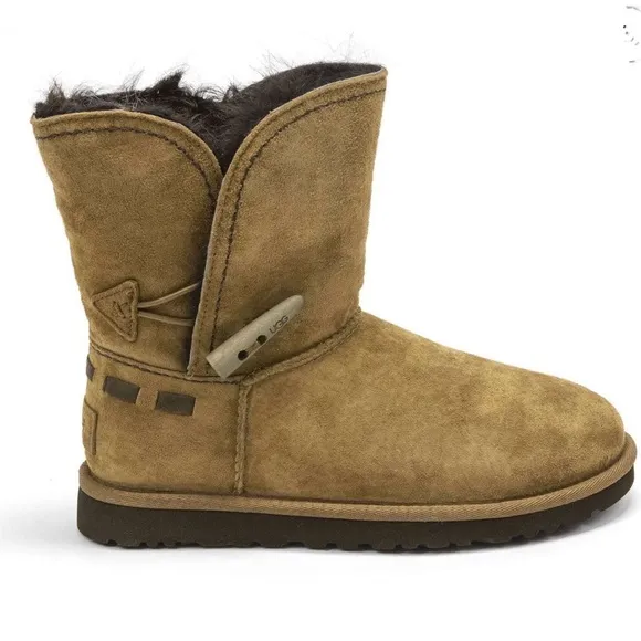 UGG Australia Meadow Boot Women's size 7