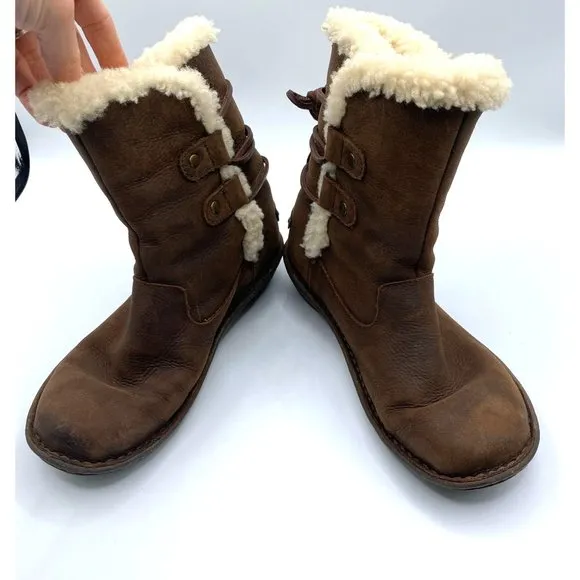 UGG Australia Womens Akadia 1007760 Brown Shearling Lined Winter Boots Size 6
