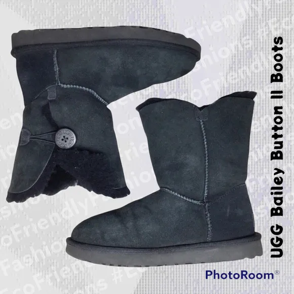 UGG Australia Women's Black Classic Bailey Short Button II Boots Size US 7