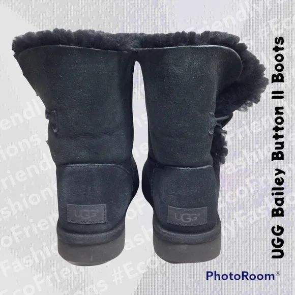 UGG Australia Women's Black Classic Bailey Short Button II Boots Size US 7