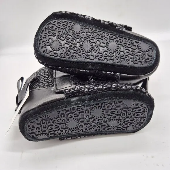 Ugg Baby  Booties Size 4 5 Black Hearts Cozy