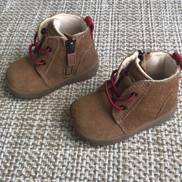UGG Baby Boots (size 2/3)
