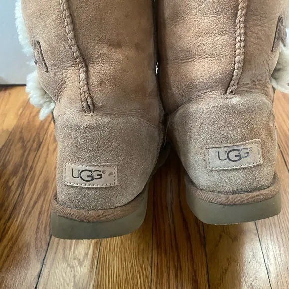 UGG Bailey Triplet II Tall Boots Chestnut Size 8