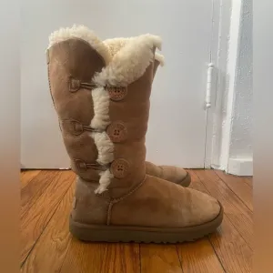 UGG Bailey Triplet II Tall Boots Chestnut Size 8