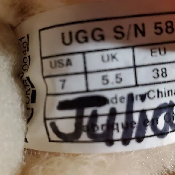 UGG Bailey Button Boots in Chestnut
