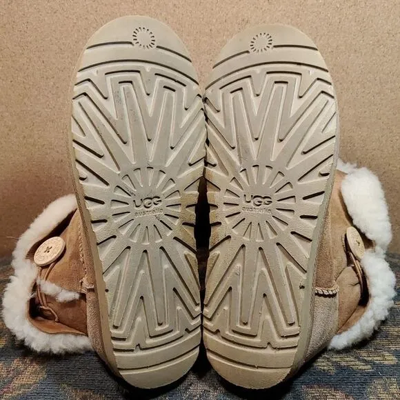 UGG Bailey Button Boots in Chestnut