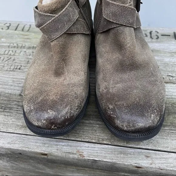 Ugg Benson Low Waterproof Leather Wool Lined Boots Size 6