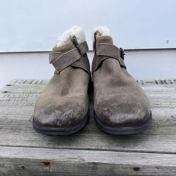 Ugg Benson Low Waterproof Leather Wool Lined Boots Size 6