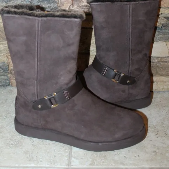 UGG BERGE WOMEN'S CLASSIC SHORT WATERPROOF‎ BOOTS