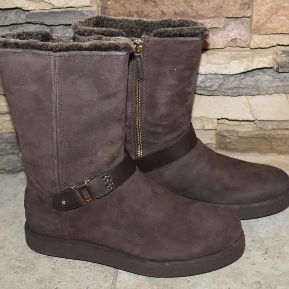 UGG BERGE WOMEN'S CLASSIC SHORT WATERPROOF‎ BOOTS