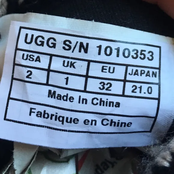 UGG Boots, Girls Size 2, Black Red &amp; Tan Heart Pattern. NEW