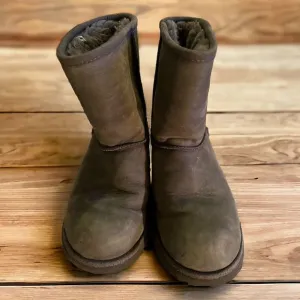 Ugg Boots Kids Waterproof Classic Short II Gray  Size 3