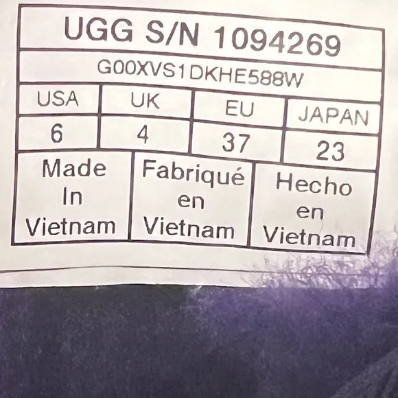 UGG Boots Purple Suede Sheepskin Lined Lace Up Ankle Size 7 EU 37-1094269