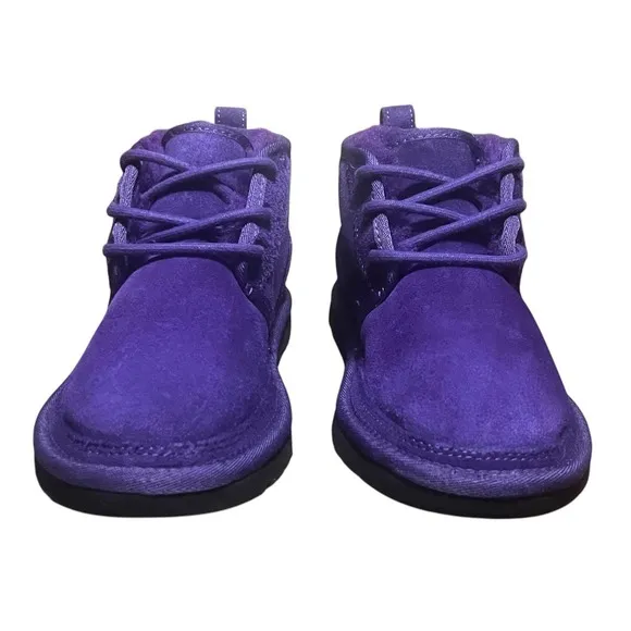 UGG Boots Purple Suede Sheepskin Lined Lace Up Ankle Size 7 EU 37-1094269