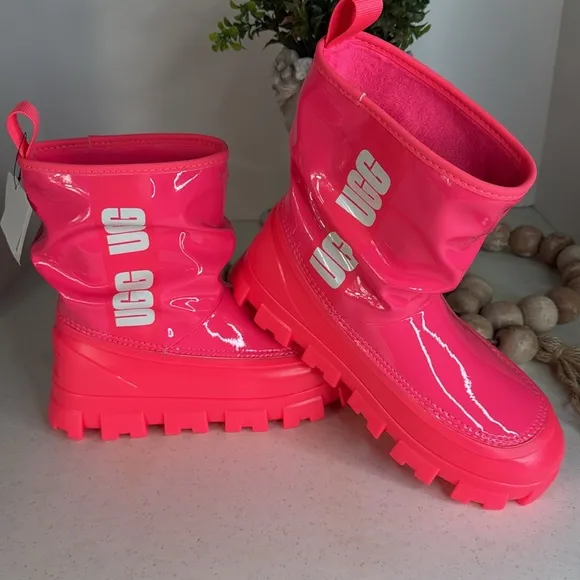 UGG BRELLAH MINI WOMEN SHORT RAIN BOOTS CORAL US 7