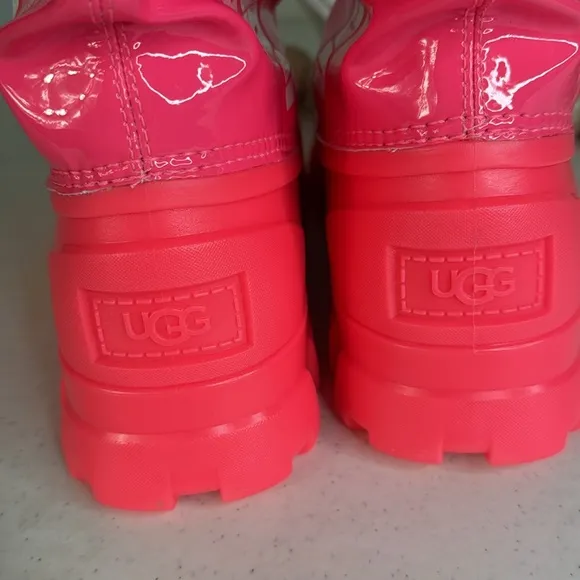 UGG BRELLAH MINI WOMEN SHORT RAIN BOOTS CORAL US 7
