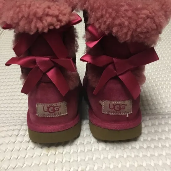 UGG Bright Pink Bailey Bow Boots size 3