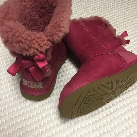 UGG Bright Pink Bailey Bow Boots size 3