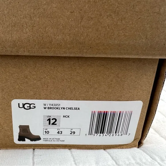 Ugg Brooklyn Chelsea Boot in Hickory Size 12 NWB