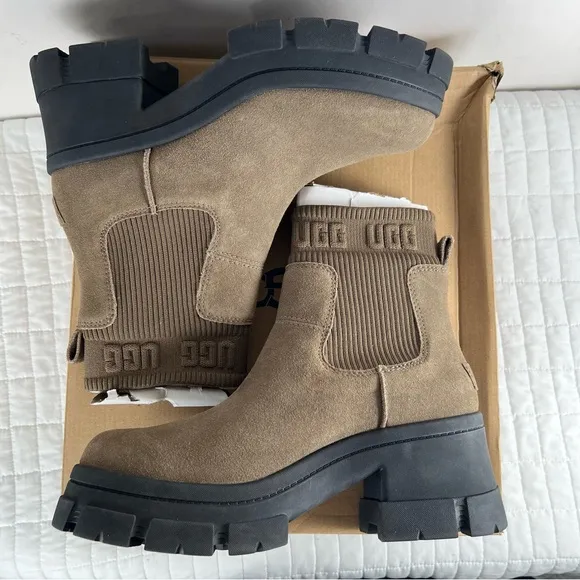Ugg Brooklyn Chelsea Boot in Hickory Size 12 NWB