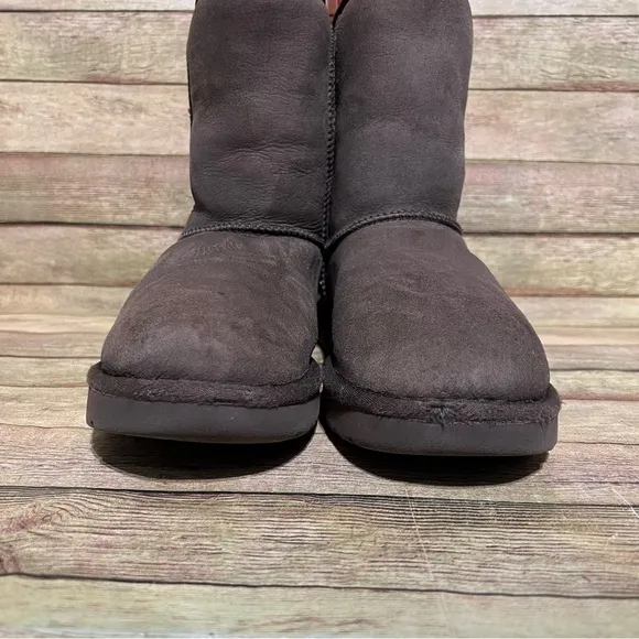 Ugg Brown Classic Short Boots
