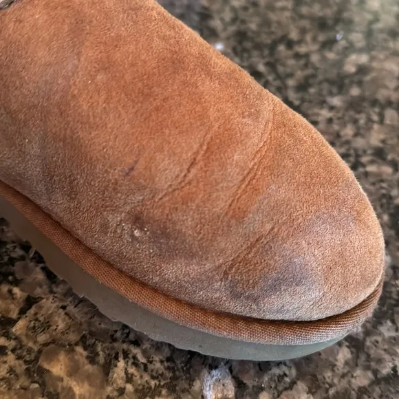 UGG Brown Shearling Boots GUC 7