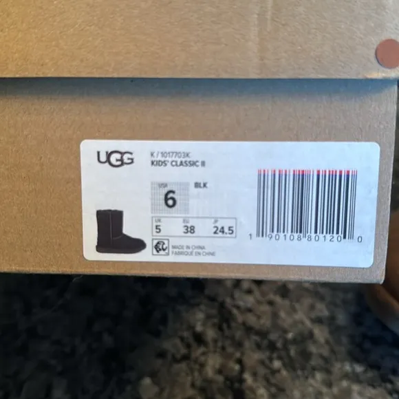 UGG Brown Shearling Boots GUC 7