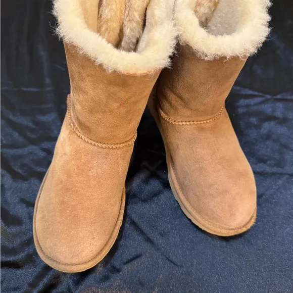 UGG Brown Shearling Boots with Ribbon Detail