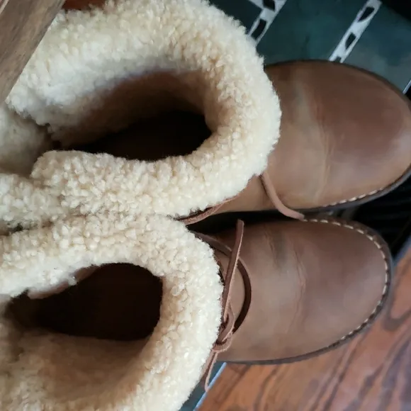 Ugg Brown Shearling Lined Boots