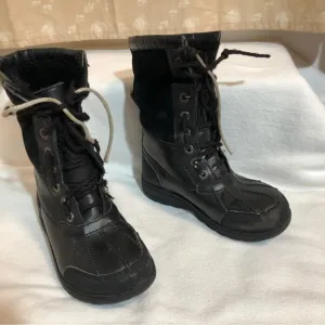 UGG Butte ll Black Leather Toddlers Boots Size 12