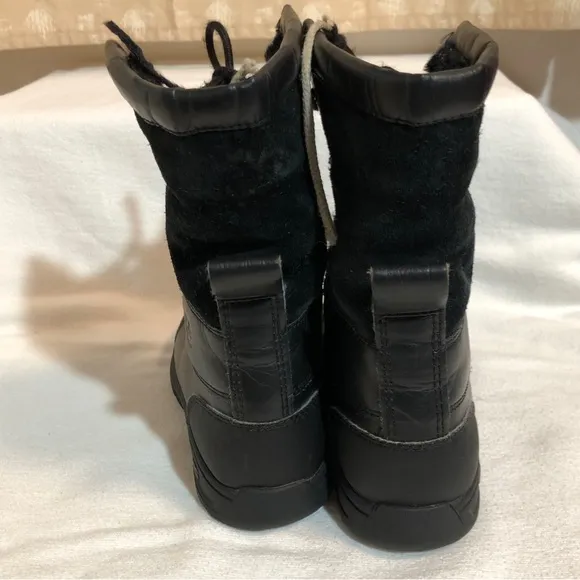 UGG Butte ll Black Leather Toddlers Boots Size 12