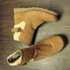 UGG® Chestnut &quot;Jayla&quot; Suede Short Boots