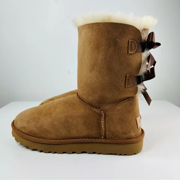 UGG Chestnut Tan Bailey Bow Il Suede Sheepskin Classic Cozy Winter Boots NWT