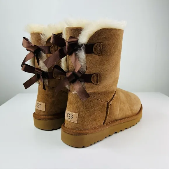 UGG Chestnut Tan Bailey Bow Il Suede Sheepskin Classic Cozy Winter Boots NWT