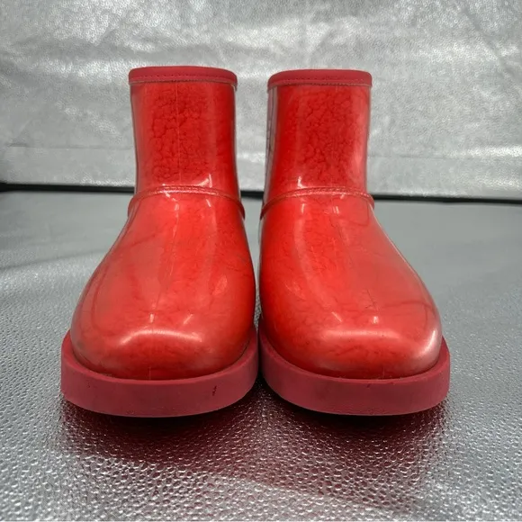 UGG Classic Clear Mini Samba Red Boots Size 8