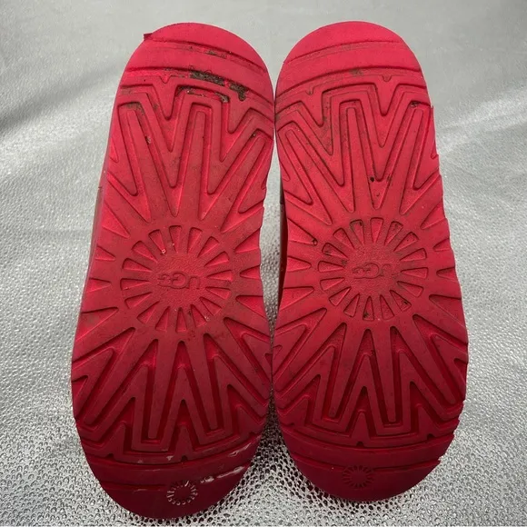 UGG Classic Clear Mini Samba Red Boots Size 8