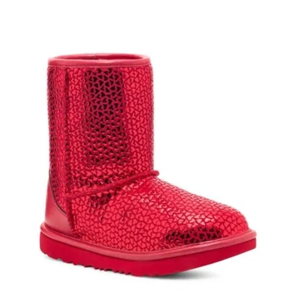 UGG Classic II Gel Hearts Boots Kids In Red Heart SZ 5 or 6 NEW