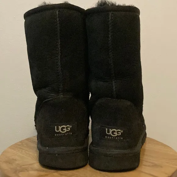 UGG Classic Short Boots Black Suede Size 9 (Women) / 8 (Men)