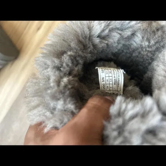 UGG Classic Short Boots - Grey - Comfortable and Stylish