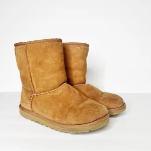 UGG Classic Short Chestnut Sherpa Suede Boots Winter Snow Size 5 Women’s
