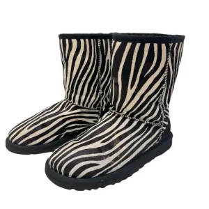 UGG Classic Short Exotic Zebra Boots 1002790 size 6 Black and White Calf Hair