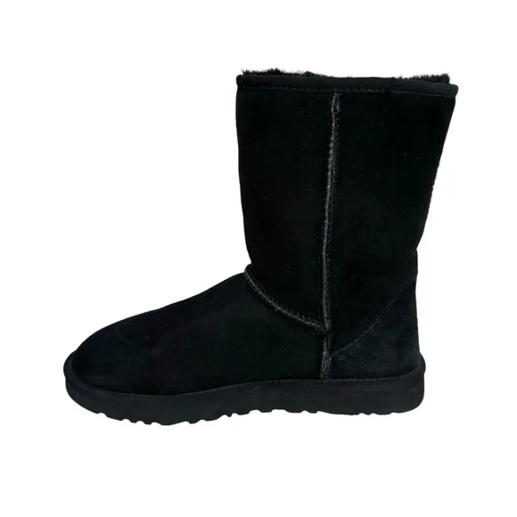 UGG Classic Short II Black Suede Leather Shearling Sheepskin Boots Womens