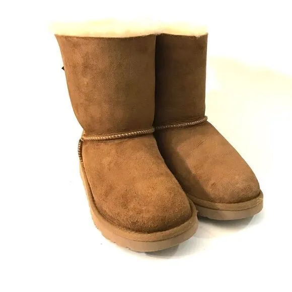 UGG classic short II chestnut boots