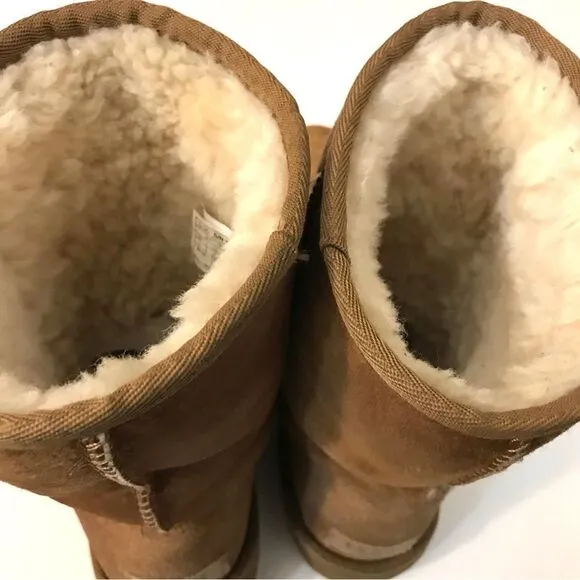 UGG classic short II chestnut boots